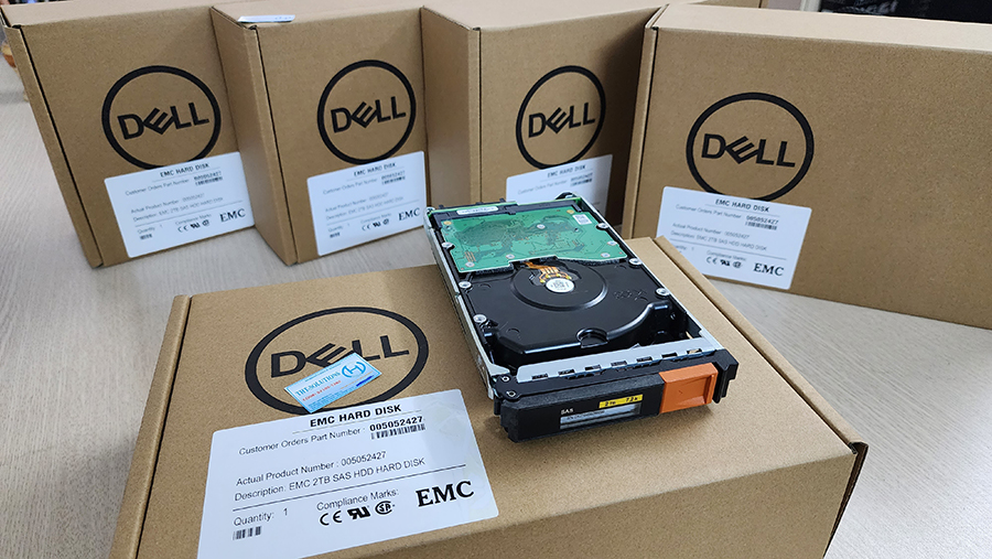 005052427-emc-hdd-2tb