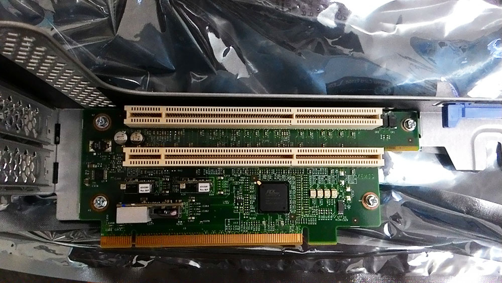 IBM x3650M2-M3 PCI-X Riser Card 46M1074